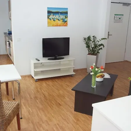 Seeger Living Comfort Downtown 4*