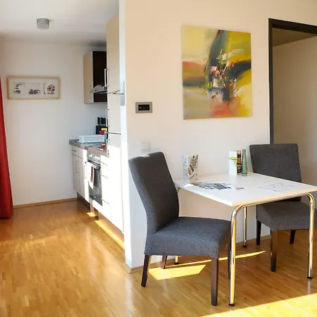 Seeger Living Comfort Downtown 4* كارلسروه