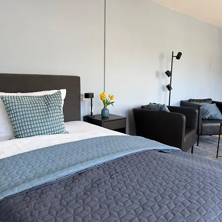 Apart-hotel Seeger Living Comfort Downtown 4*